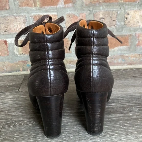 Chie Mihara - Picture 4 of 17